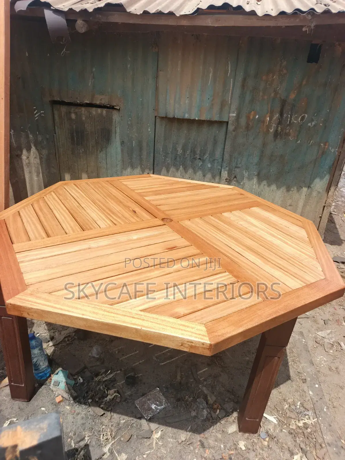 Mahogany 6seater Umbrella With Foldable Chairs
