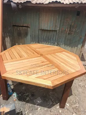 Mahogany 6seater Umbrella With Foldable Chairs