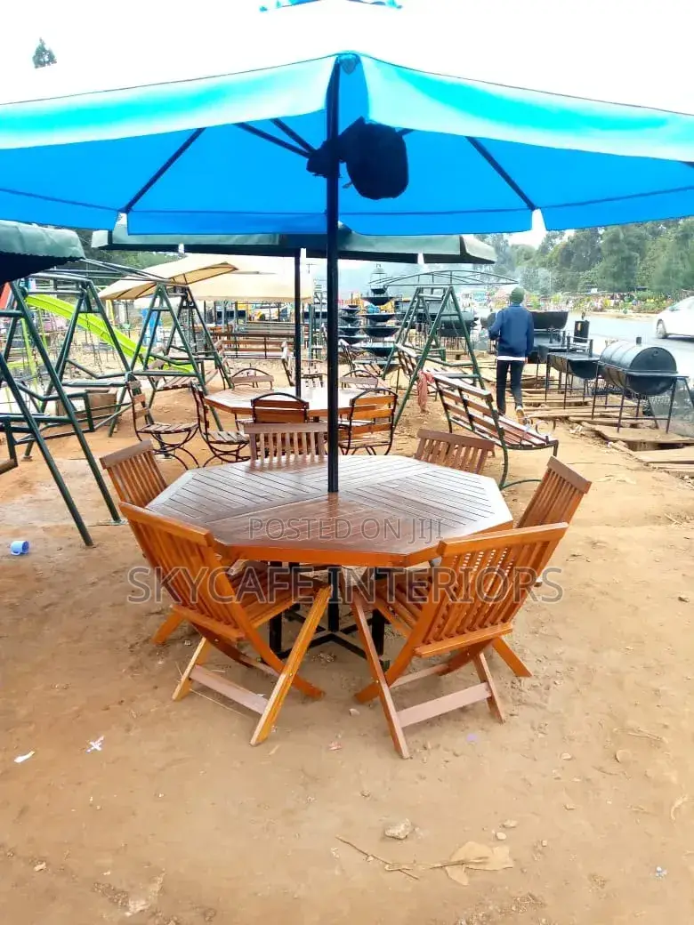 Mahogany 6seater Umbrella With Foldable Chairs