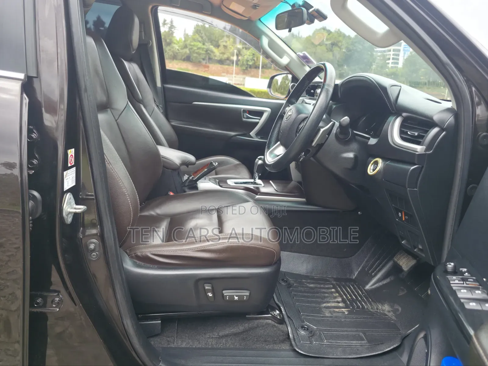 Toyota Fortuner 2018 Burgundy