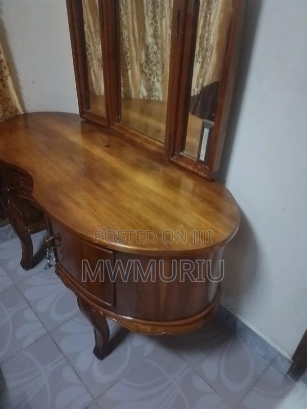 Dressing Table (Antique) - thumbnail 2