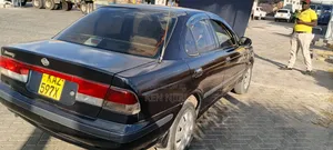 Nissan Sunny B15 Sedan 1.5 2001 Blue
