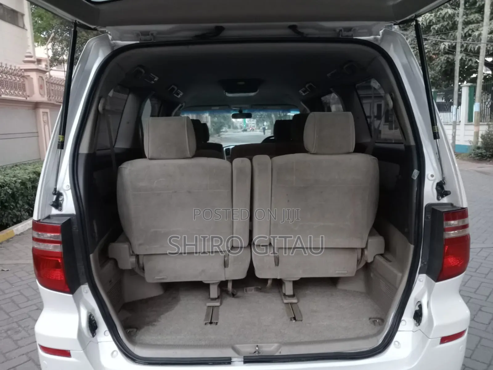Toyota Alphard 2006 White