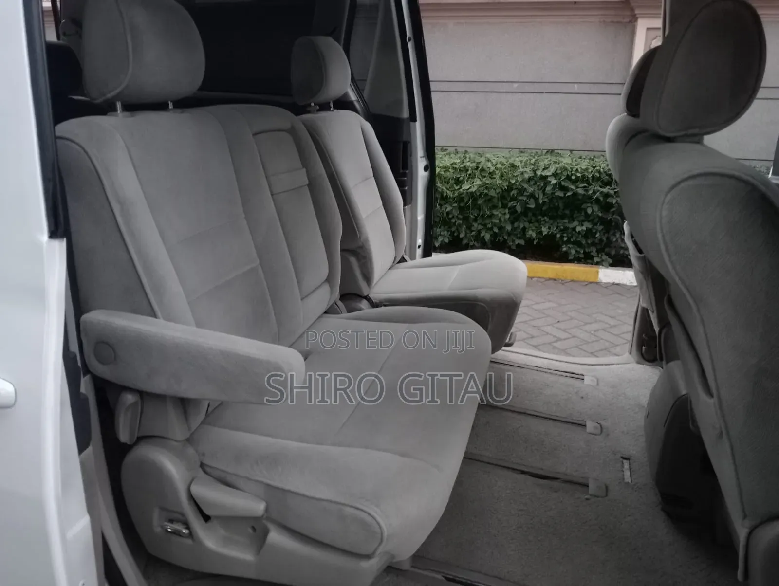 Toyota Alphard 2006 White