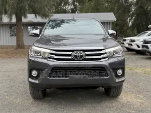 Toyota Hilux Revo Double Cab Deisel 2.4 AWD 2019 Gray