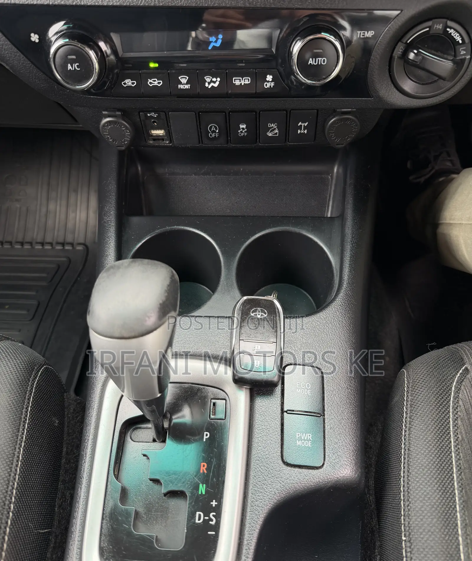 Toyota Hilux Revo Double Cab Deisel 2.4 AWD 2019 Gray