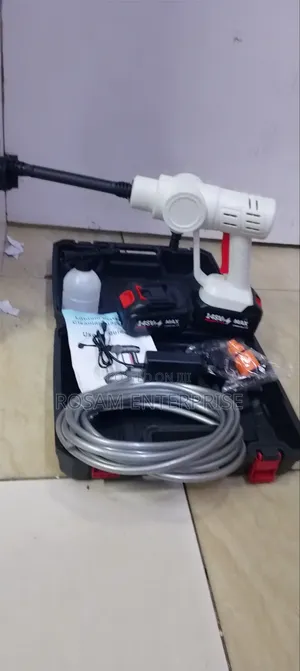 Cordless High-Pressure Washer/Portable Car Washer.