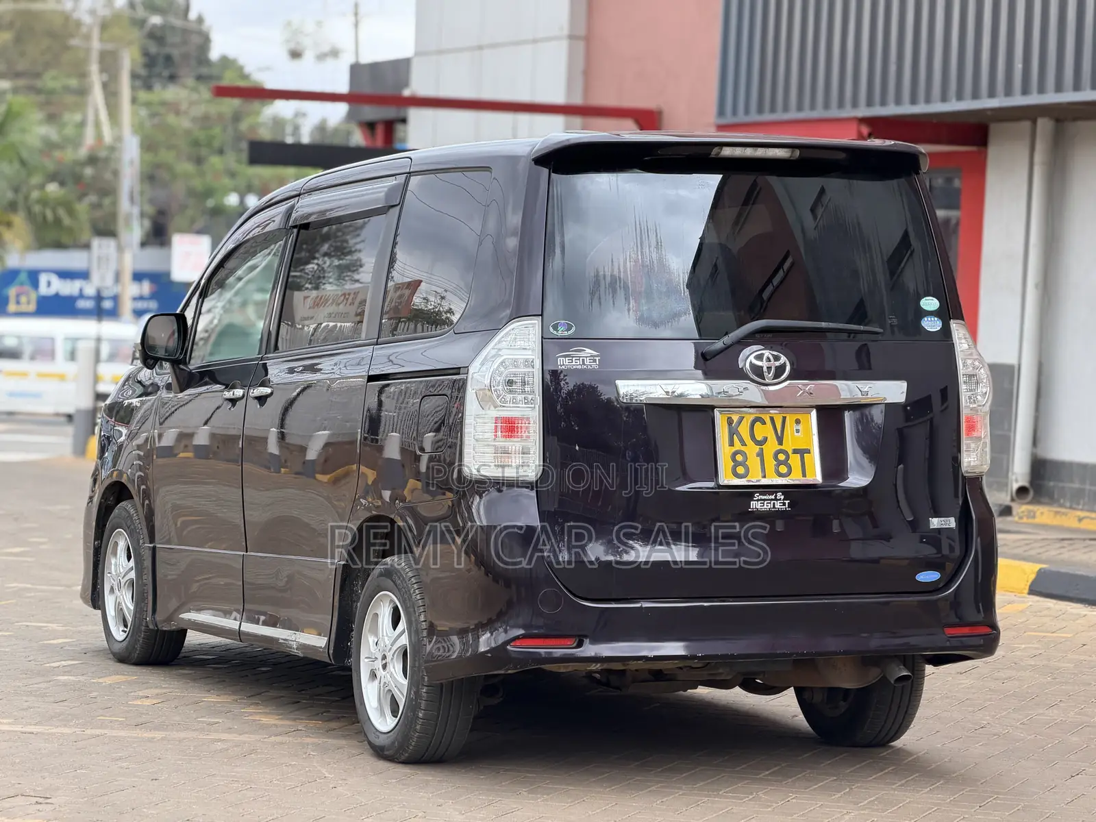 Toyota Voxy 2012 Burgundy