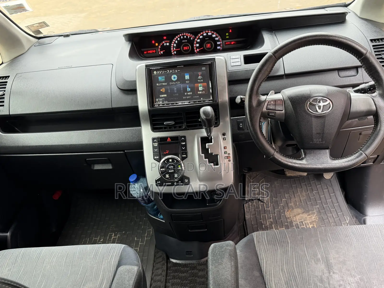 Toyota Voxy 2012 Burgundy