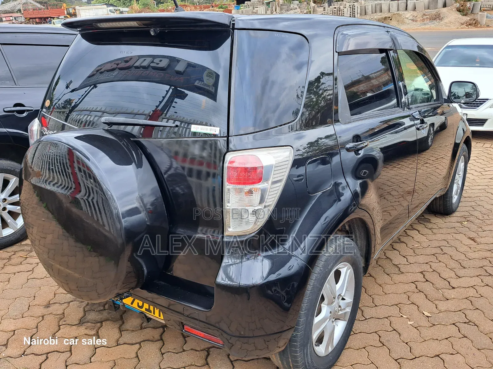 Toyota Rush 2013 Black