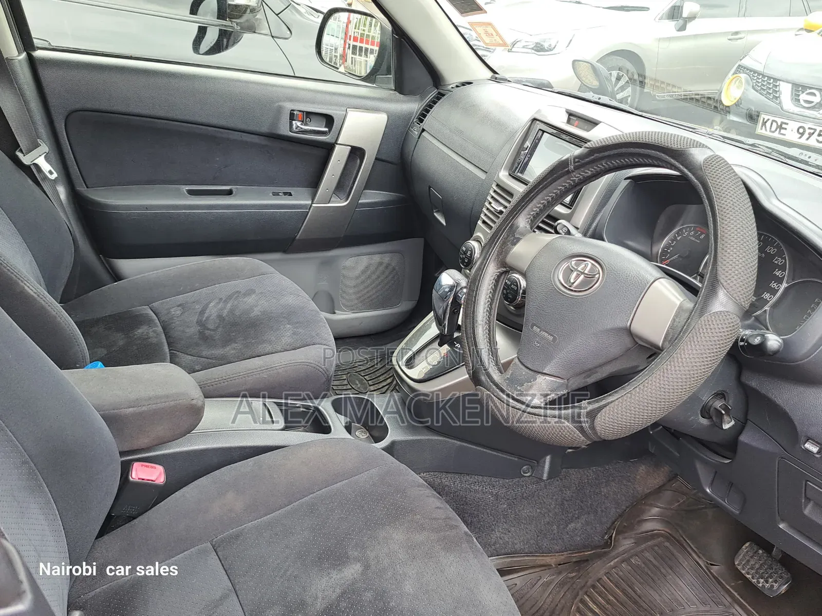 Toyota Rush 2013 Black