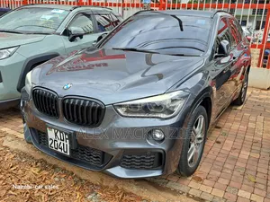 BMW X1 xDrive28i AWD 2016 Gray
