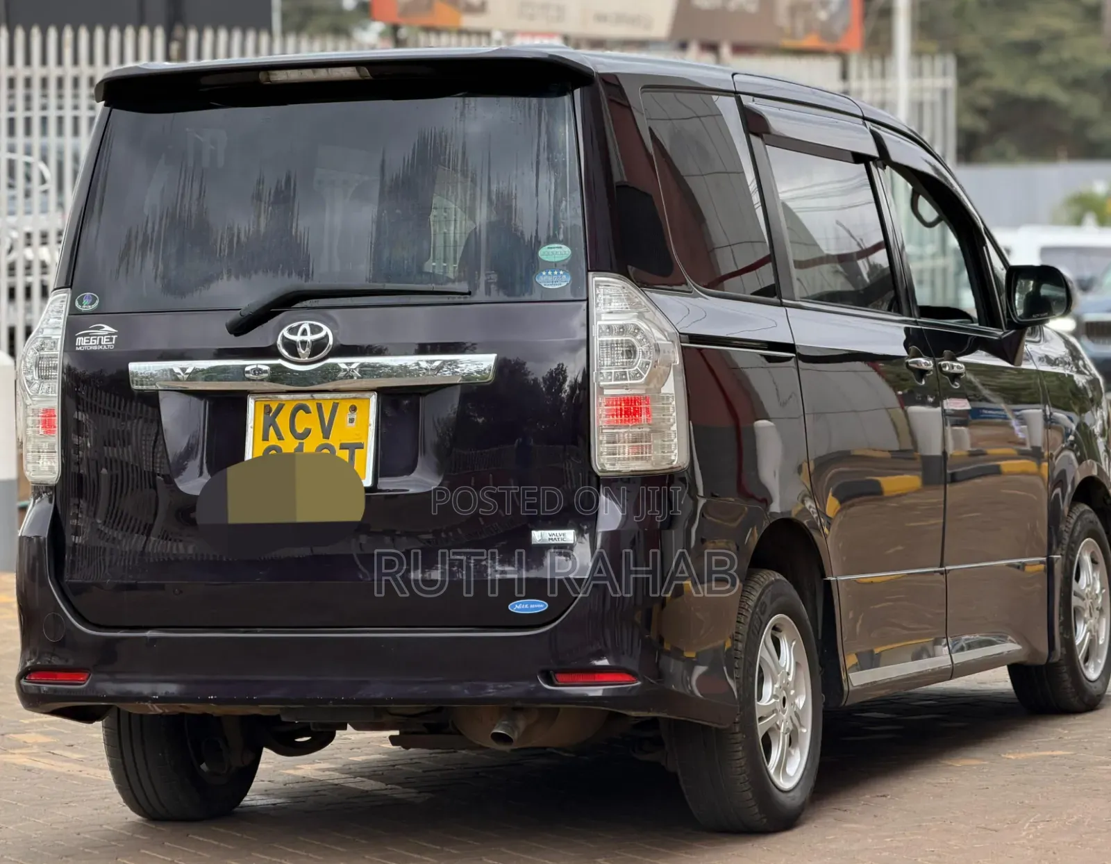 Toyota Voxy 2012 Black