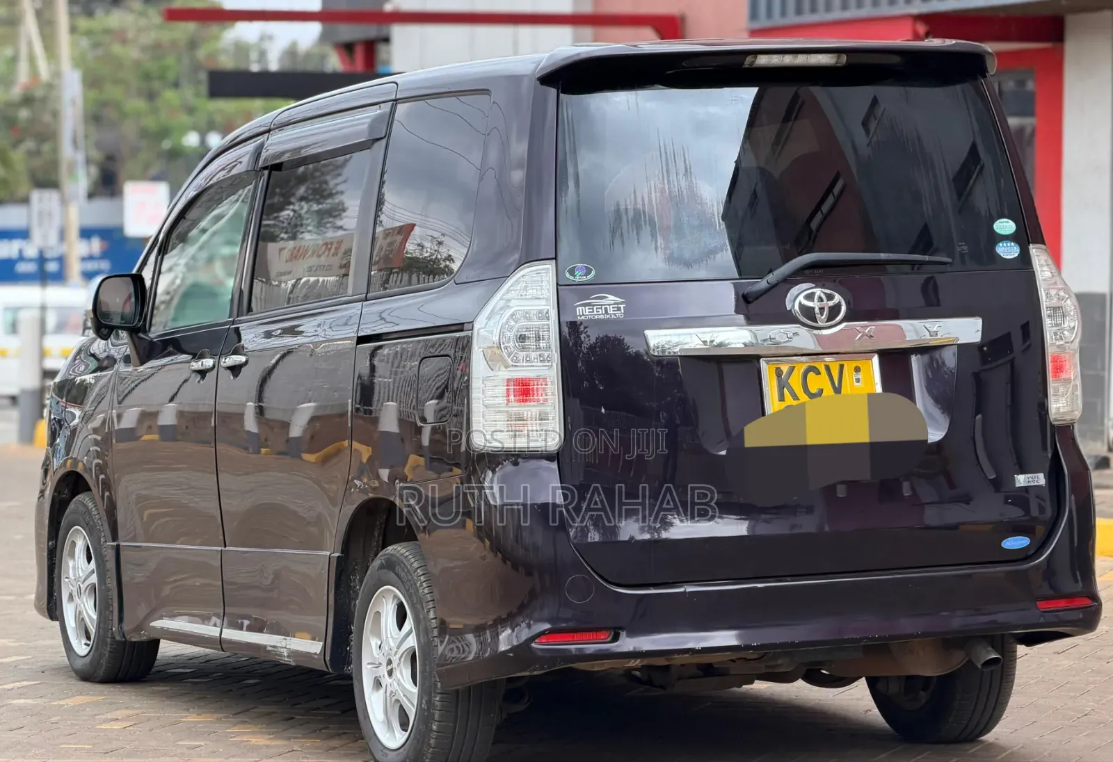 Toyota Voxy 2012 Black