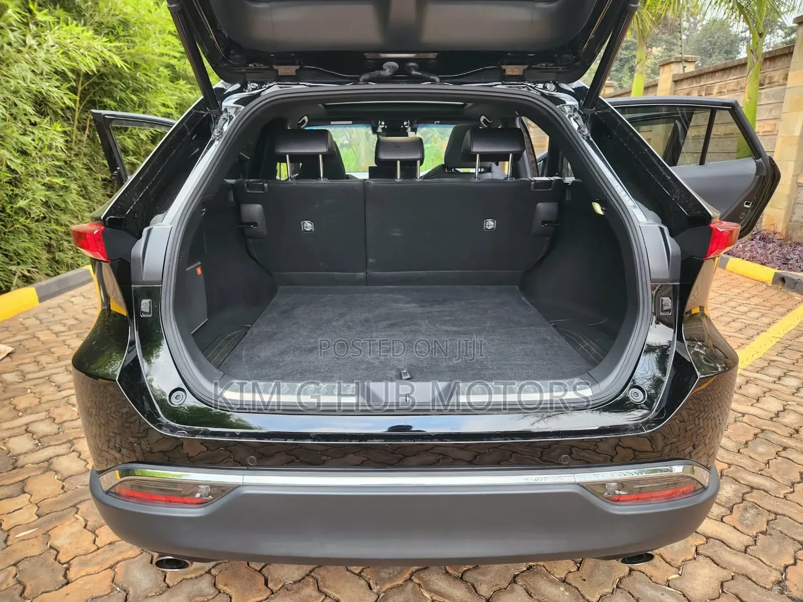 Toyota Harrier 2021 Black