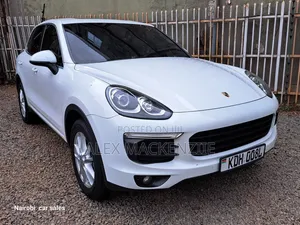 Porsche Cayenne 2015 White