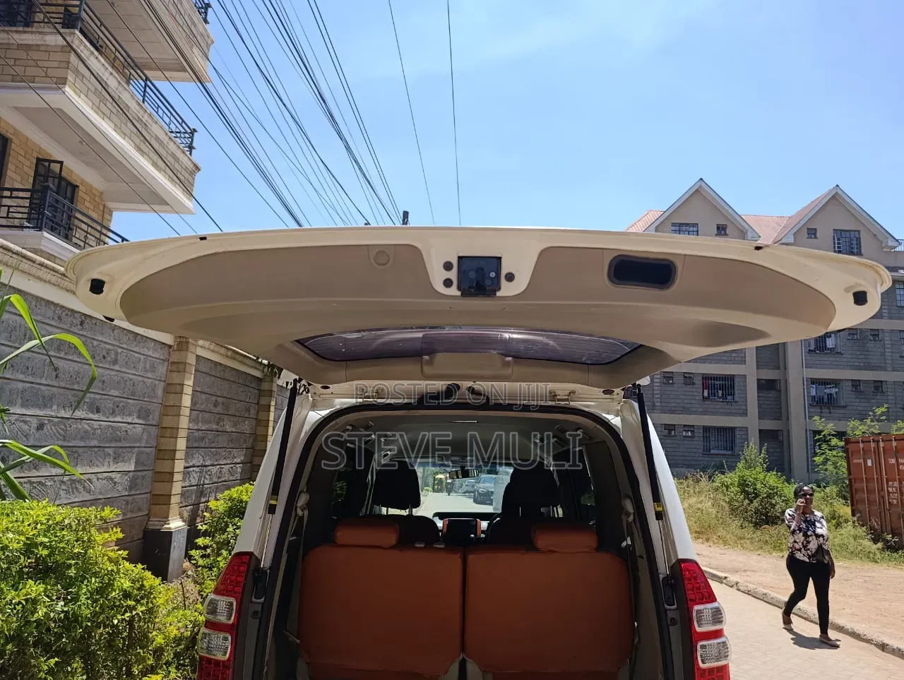 Toyota Noah 2012 White