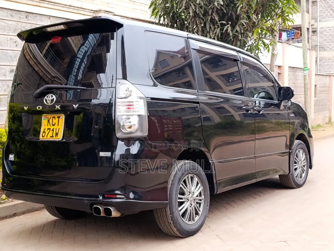 Toyota Voxy 2012 Matt Black
