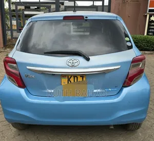 Toyota Vitz 2015 Blue