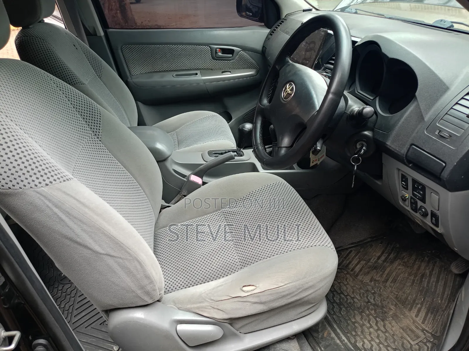 Toyota Hilux 2009 Matt Black