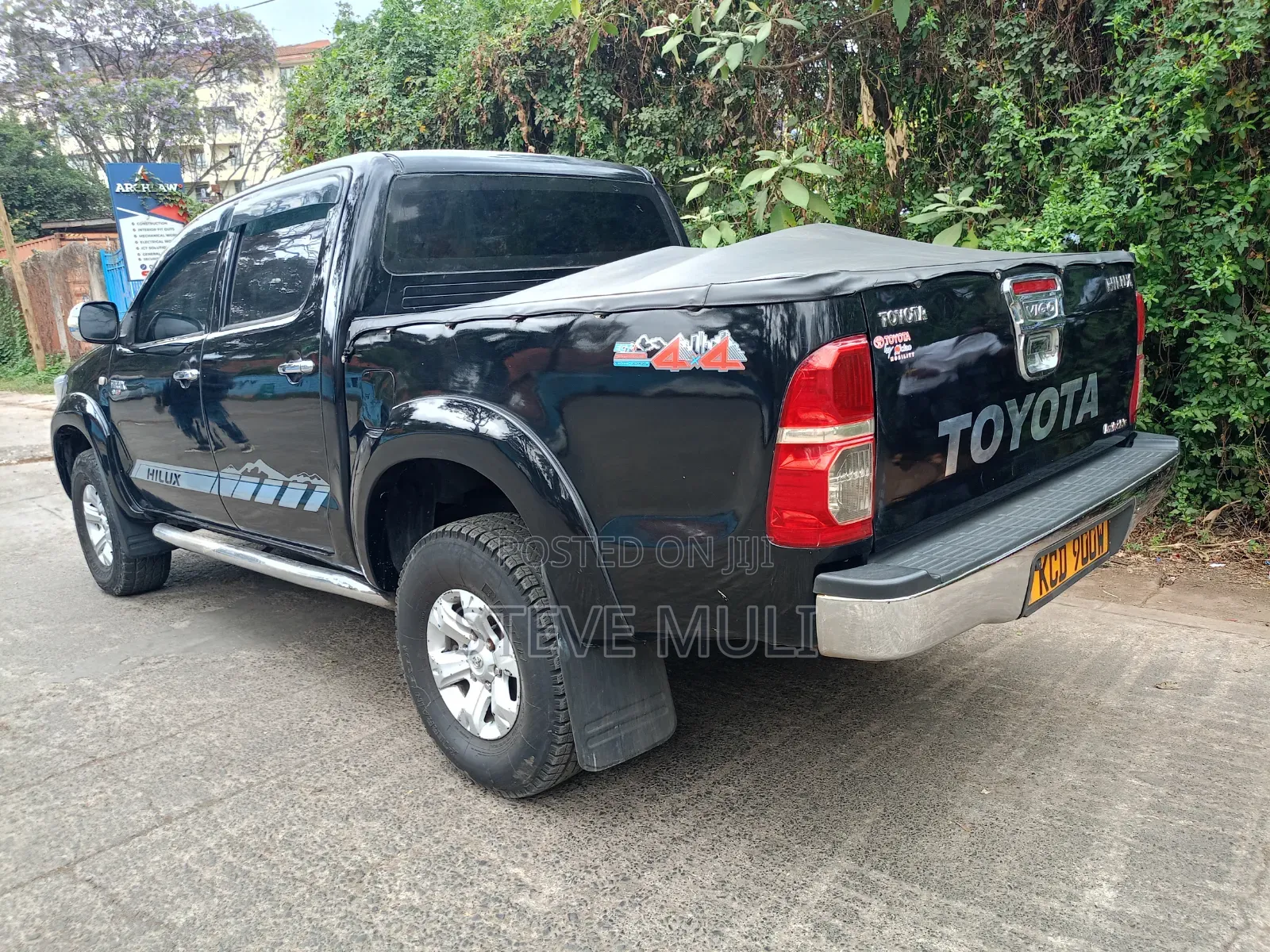 Toyota Hilux 2009 Matt Black