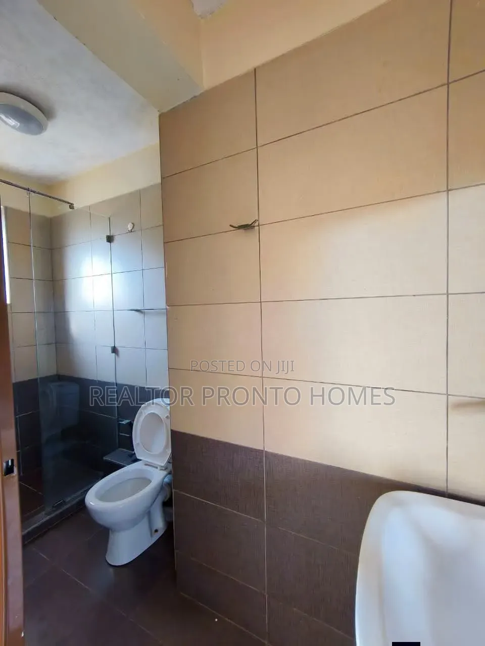 3bdrm Apartment in Lavington, Nairobi Central for rent