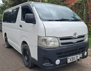 Toyota HiAce 2013 White