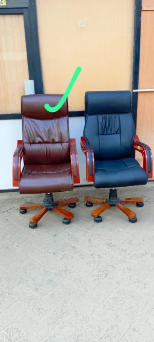 Comfy Unique Design Executive Office Chair Jk9