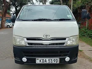 Toyota HiAce 2013 White