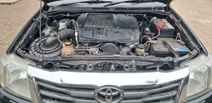 Toyota Hilux 2012 Black