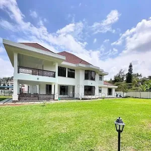 4bdrm Townhouse / Terrace in Karen, Hardy for rent