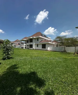 4bdrm Townhouse / Terrace in Karen, Hardy for rent