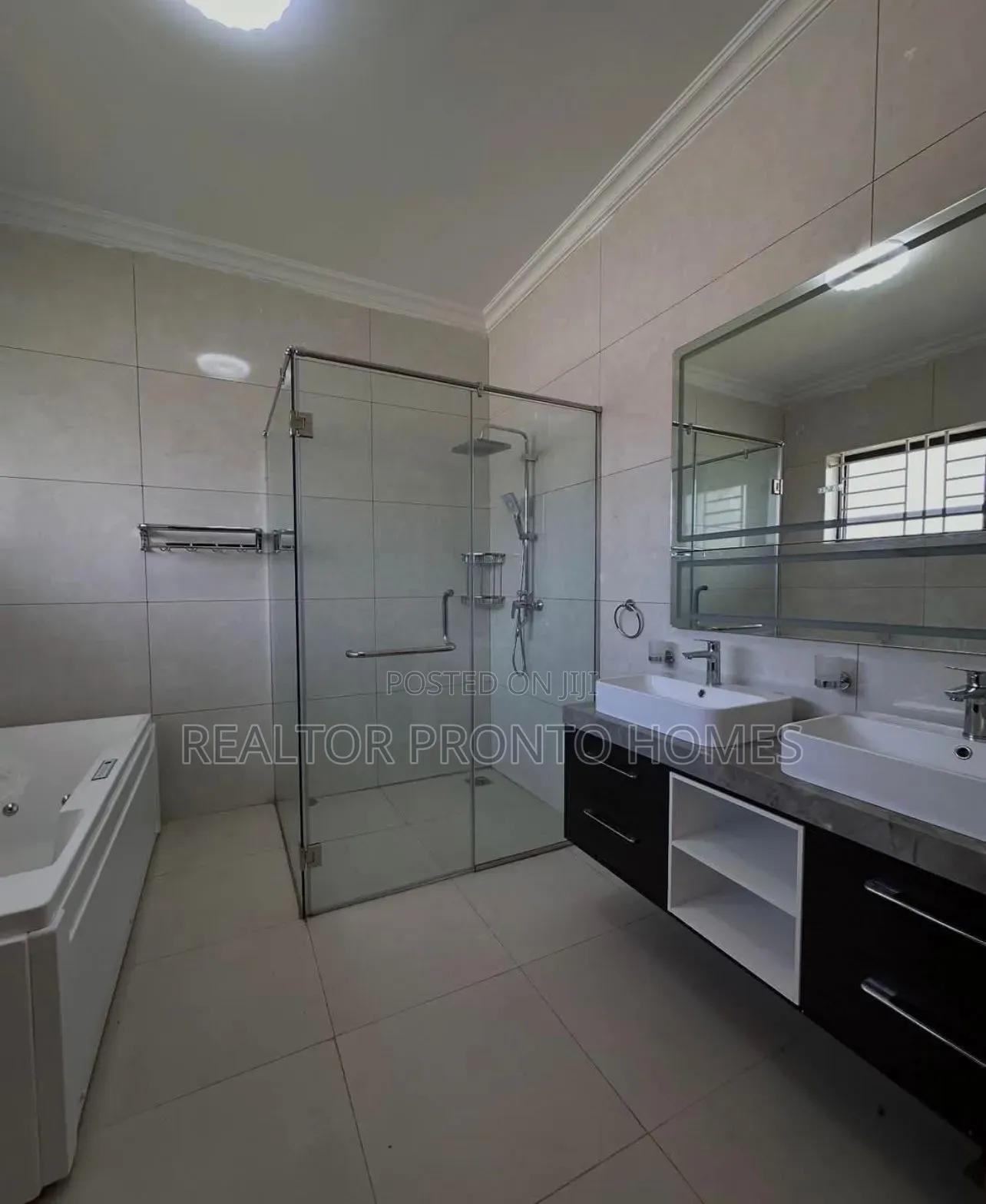 4bdrm Townhouse / Terrace in Karen, Hardy for rent