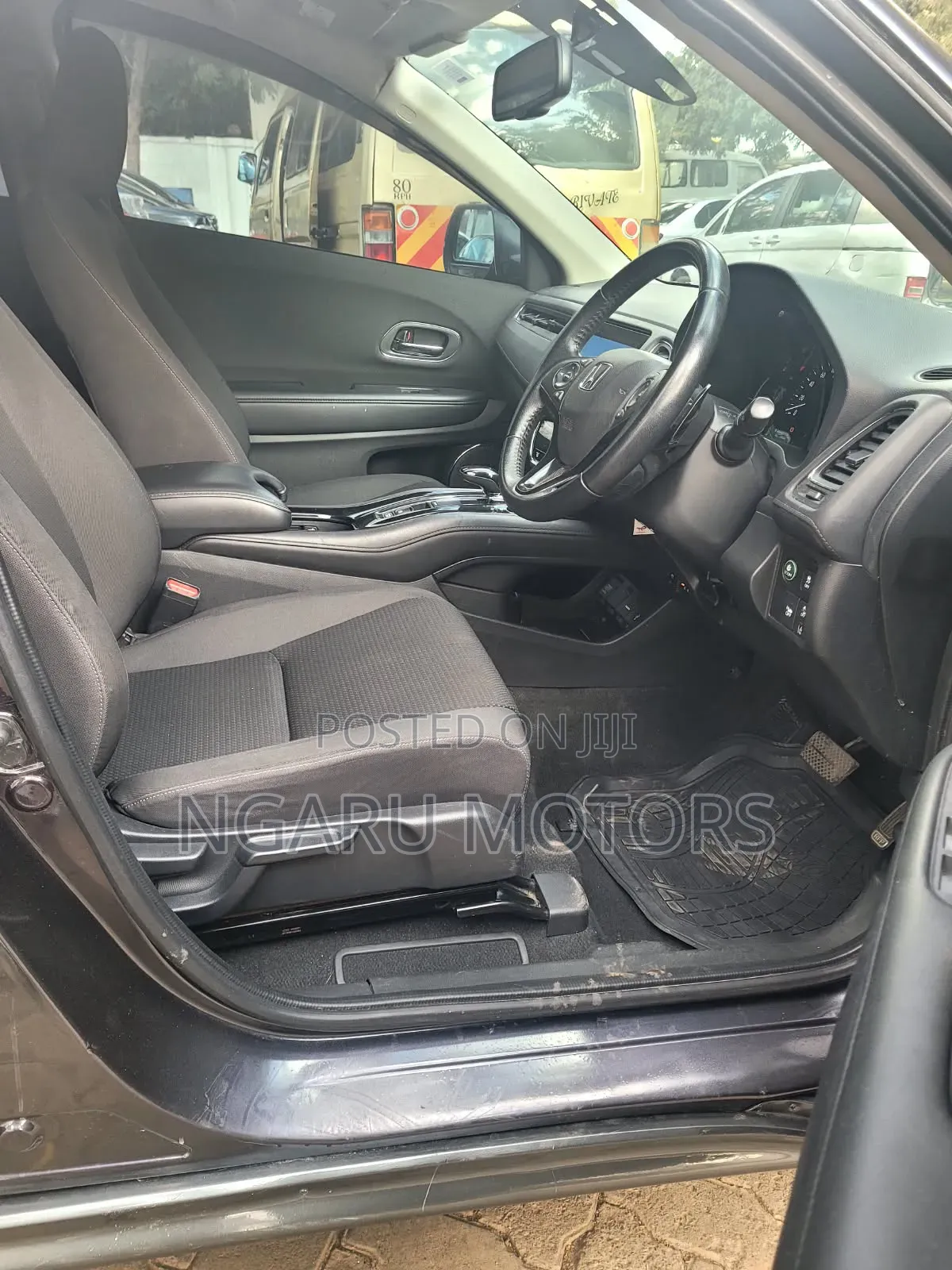 Honda Vezel 2018 Black
