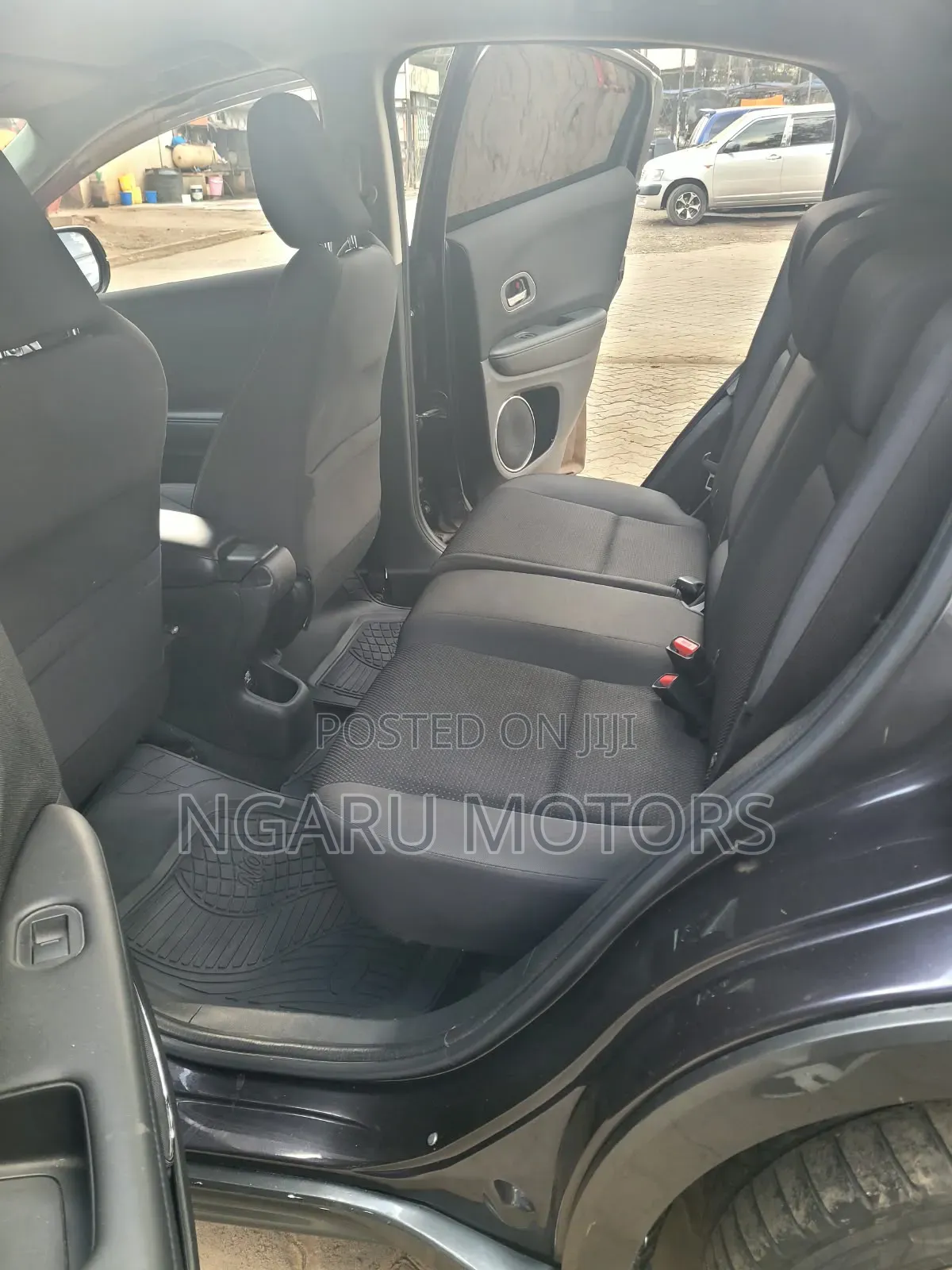 Honda Vezel 2018 Black