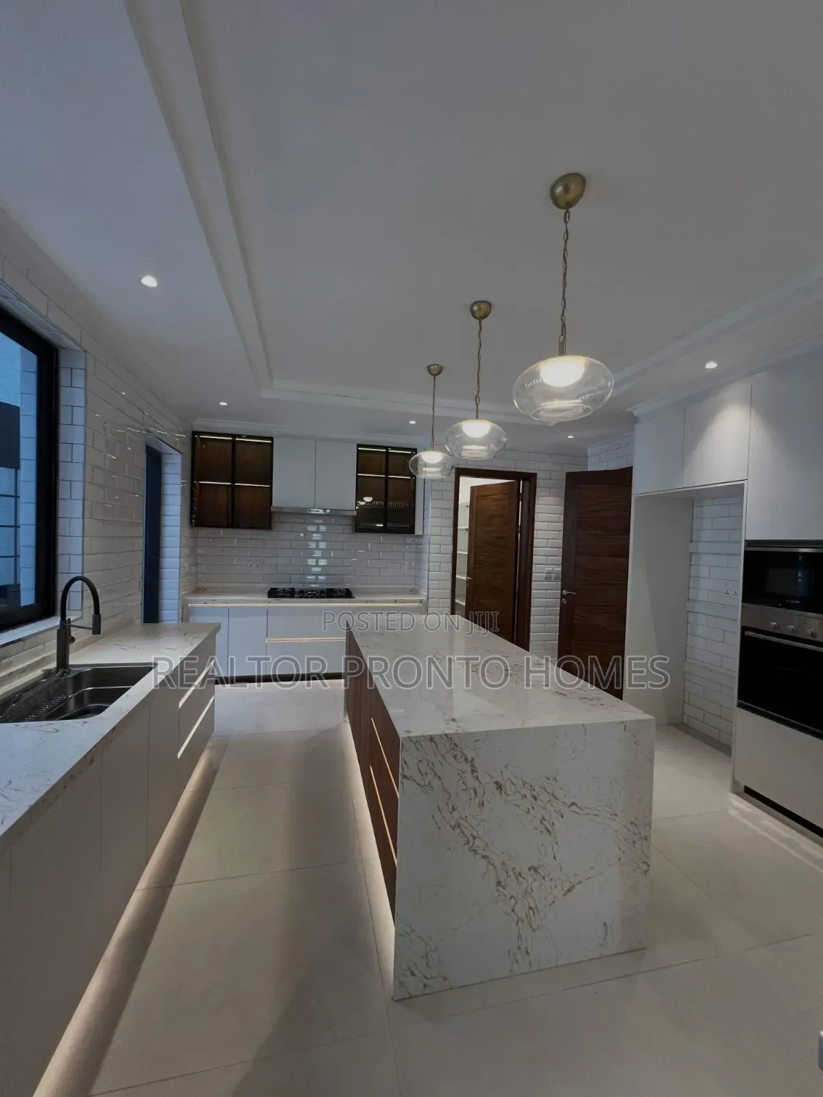 5bdrm Townhouse / Terrace in Lavington, Muthangari for rent