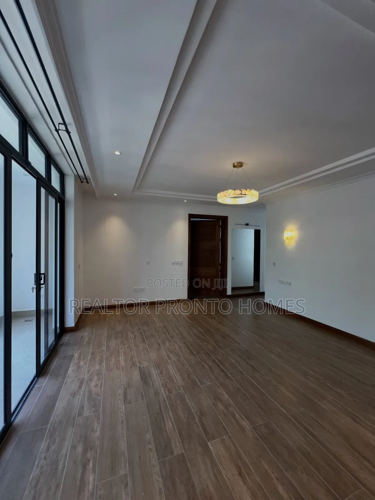 5bdrm Townhouse / Terrace in Lavington, Muthangari for rent