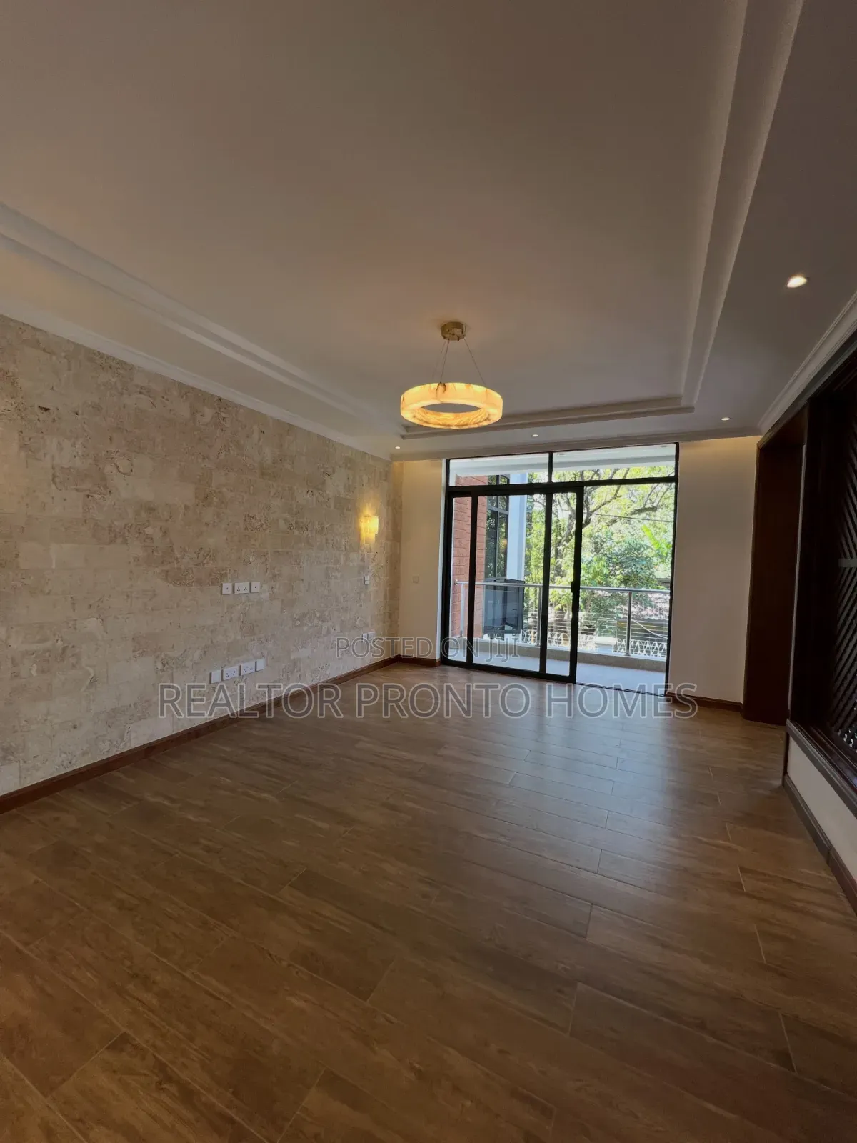 5bdrm Townhouse / Terrace in Lavington, Muthangari for rent