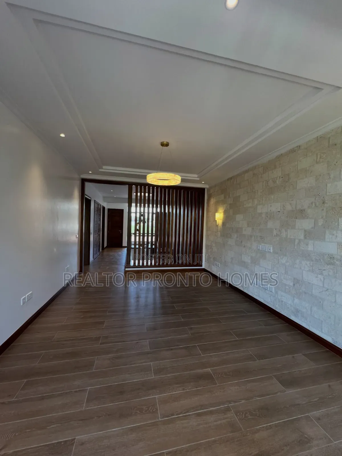 5bdrm Townhouse / Terrace in Lavington, Muthangari for rent