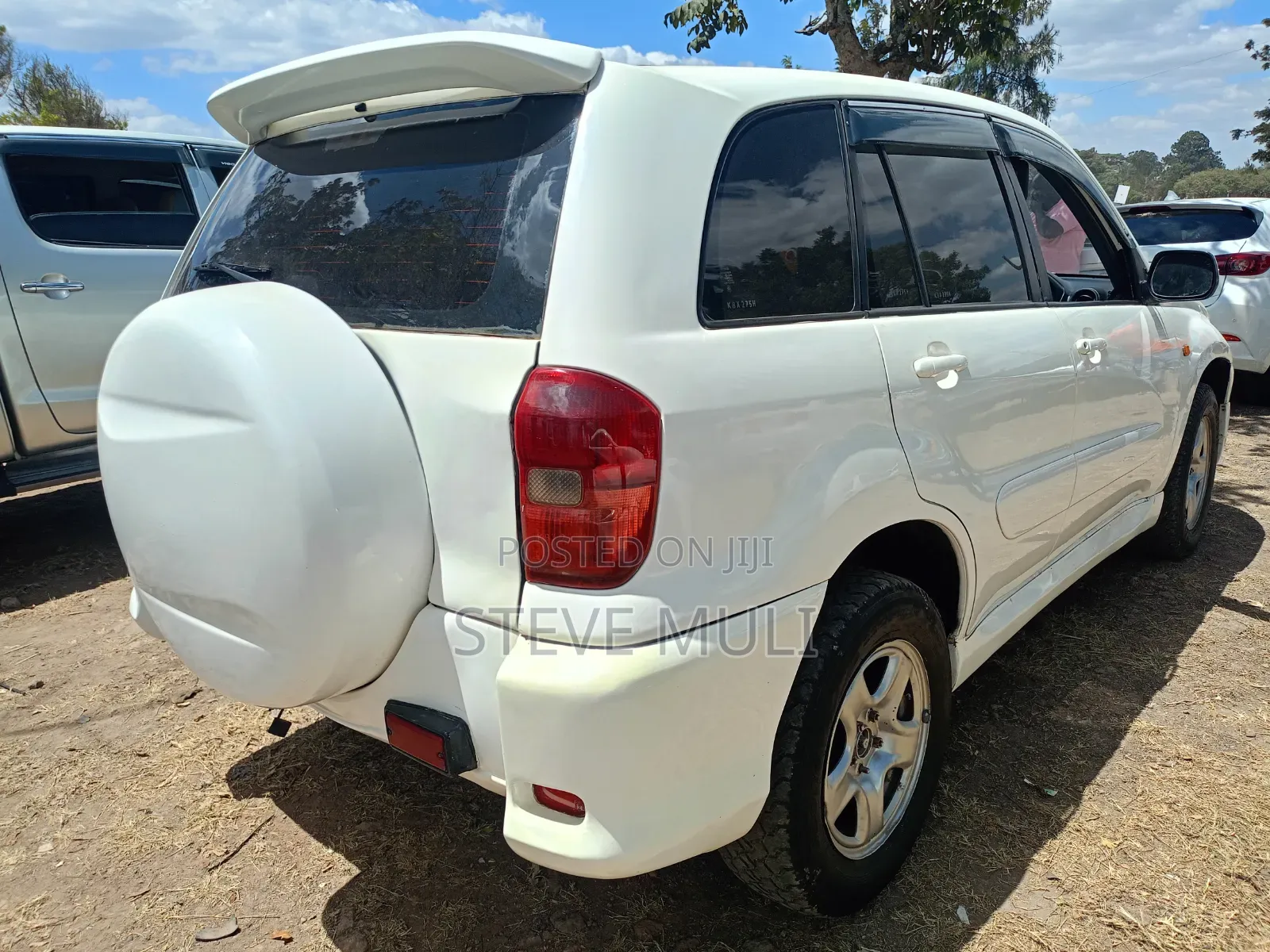 Toyota RAV4 Automatic 2003 White