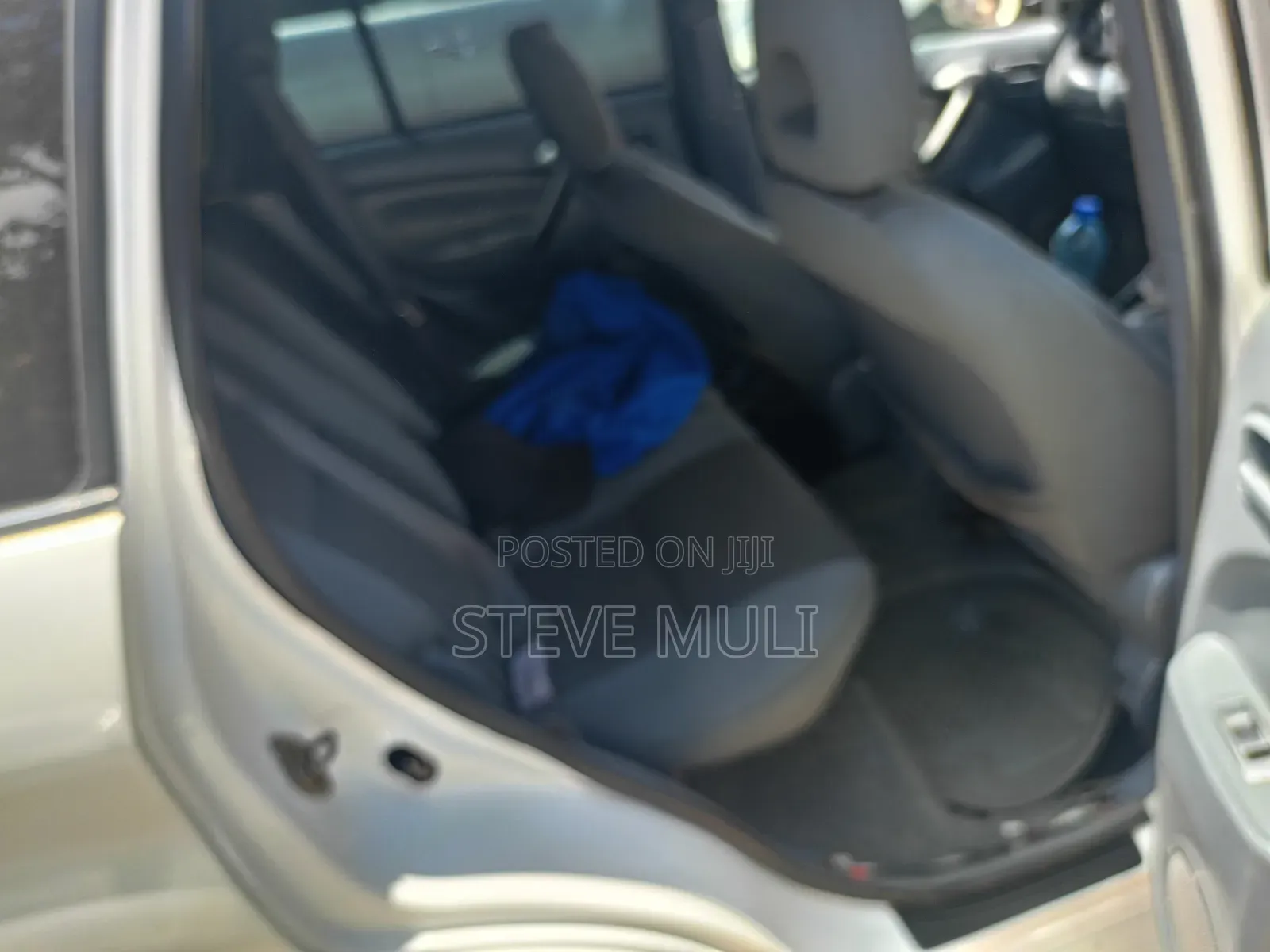 Toyota RAV4 Automatic 2003 White