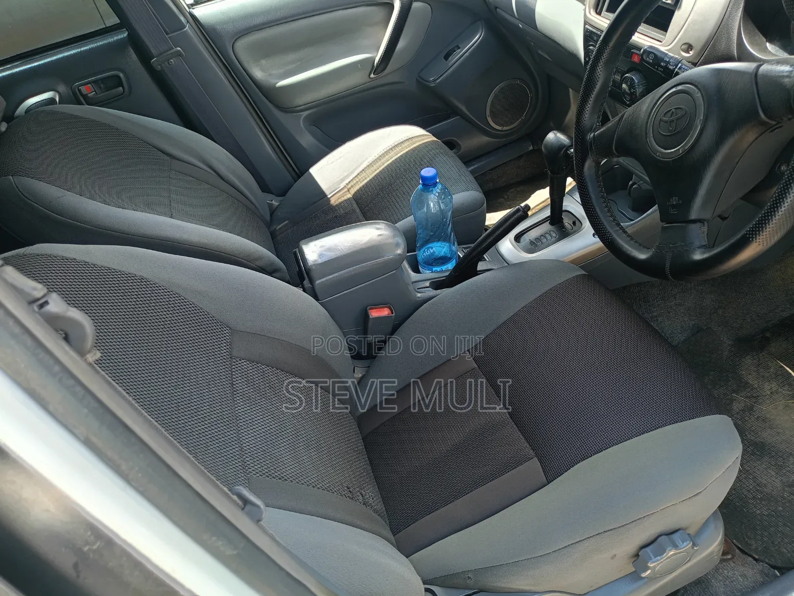 Toyota RAV4 Automatic 2003 White