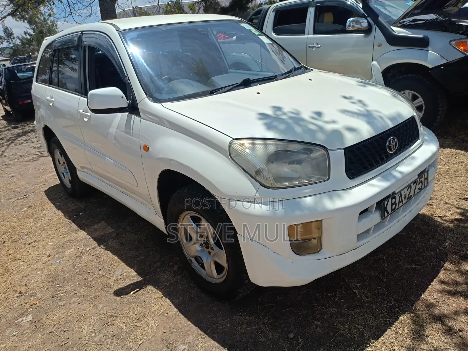 Toyota RAV4 Automatic 2003 White