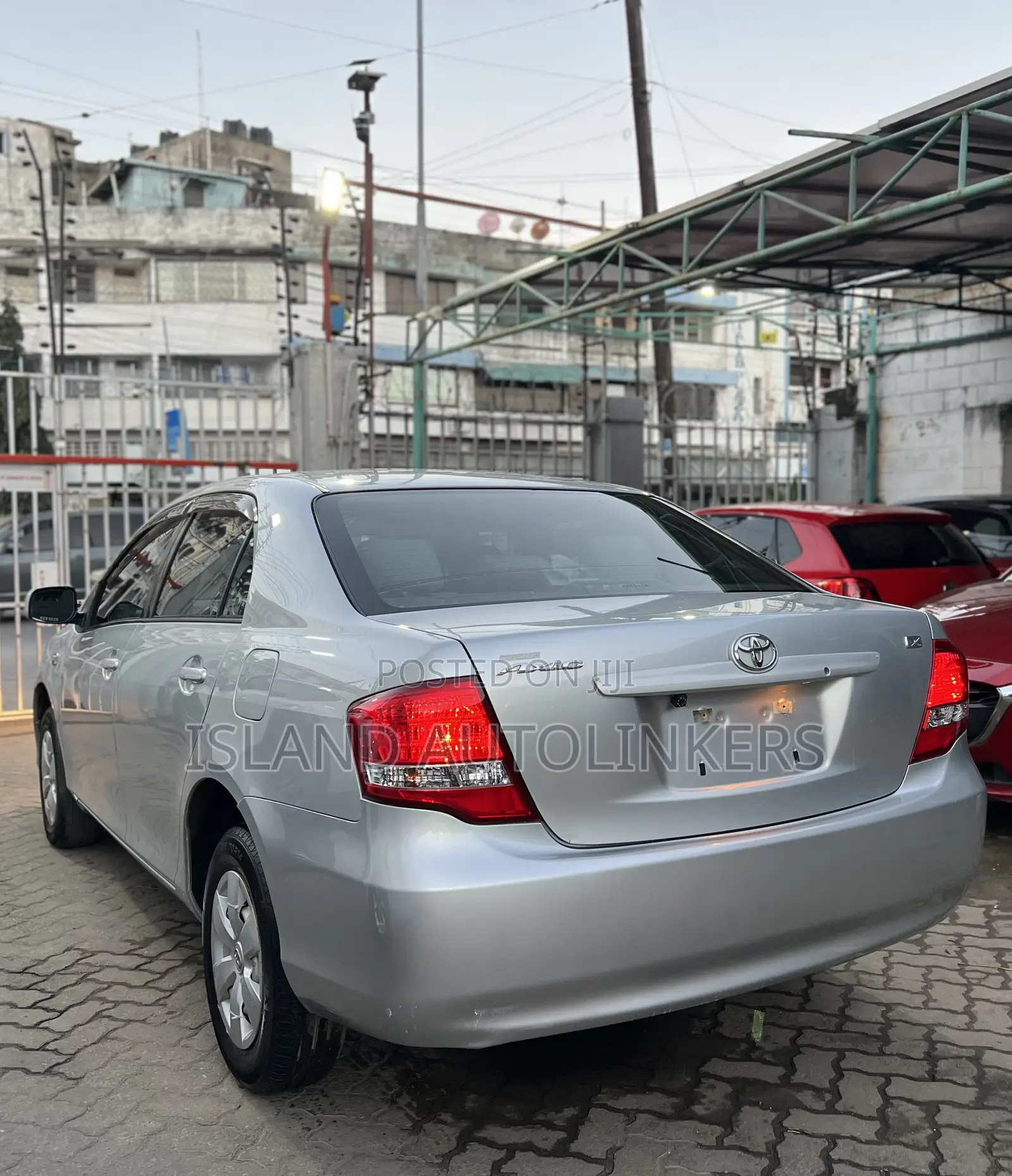 Toyota Axio 1.5 G 2WD 2012 Silver