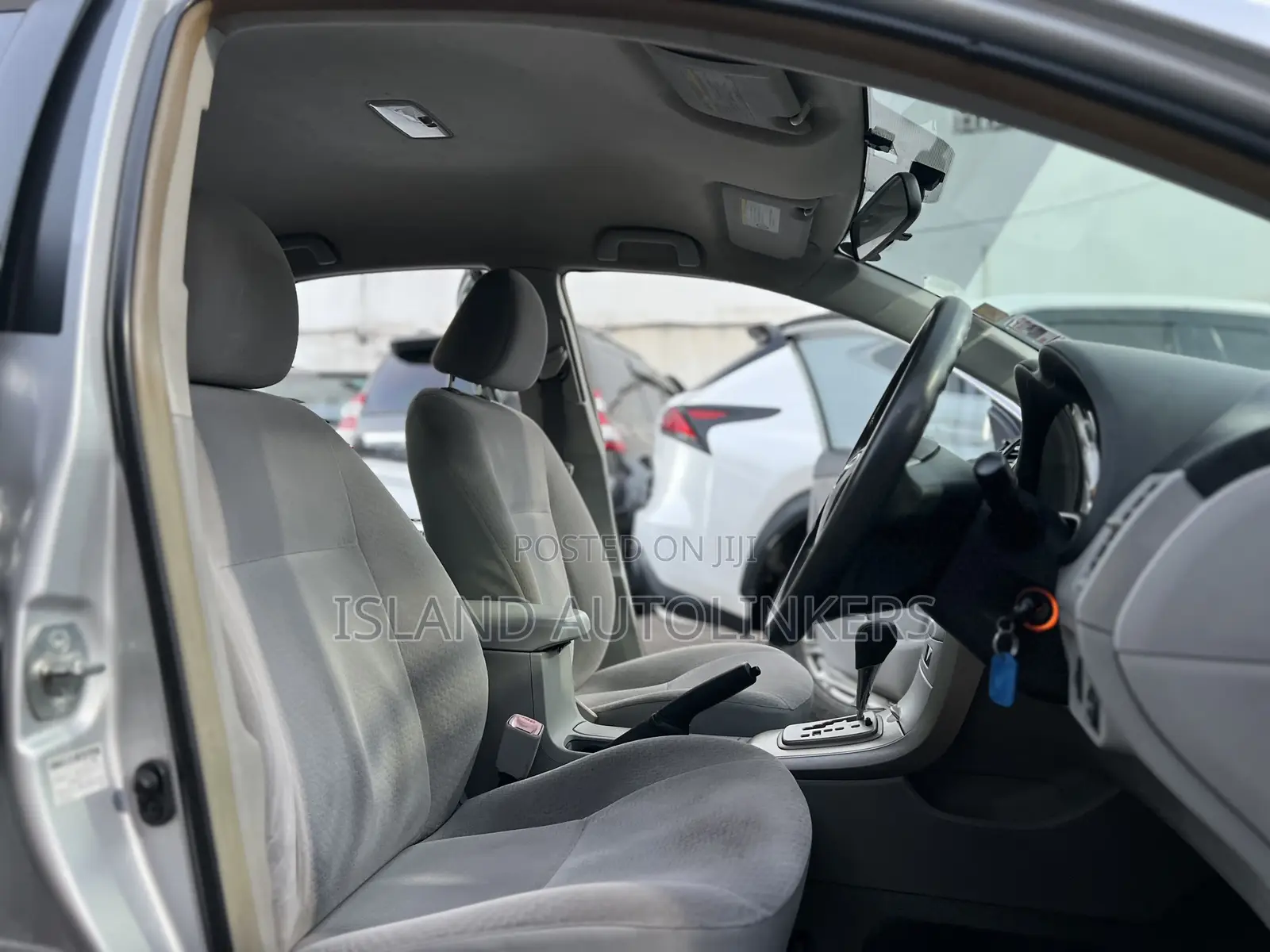 Toyota Axio 1.5 G 2WD 2012 Silver