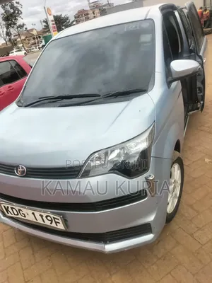 Toyota Porte 2015 Blue