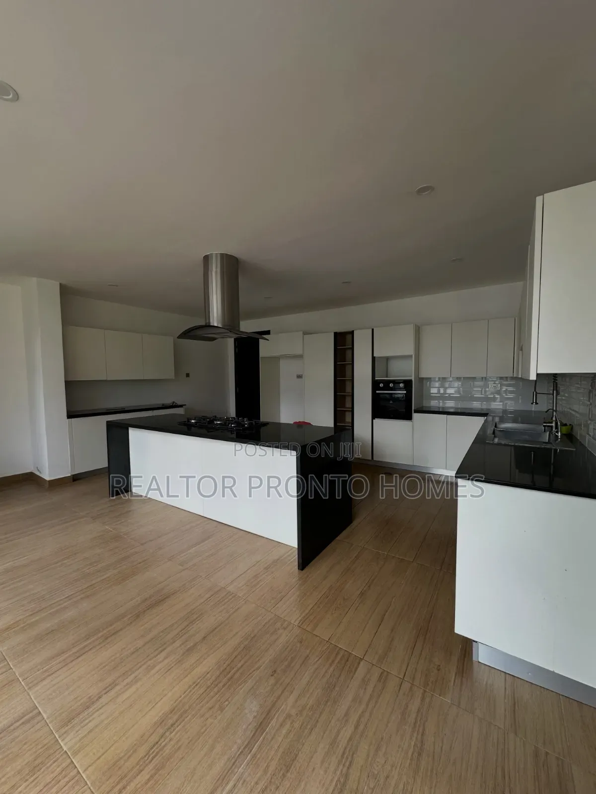 5bdrm Villa in Karen, Hardy for rent