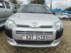 Toyota Succeed 2019 Silver