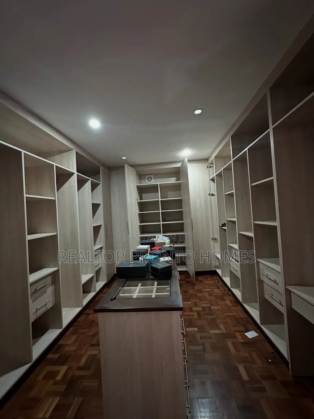5bdrm Villa in Karen, Hardy for rent