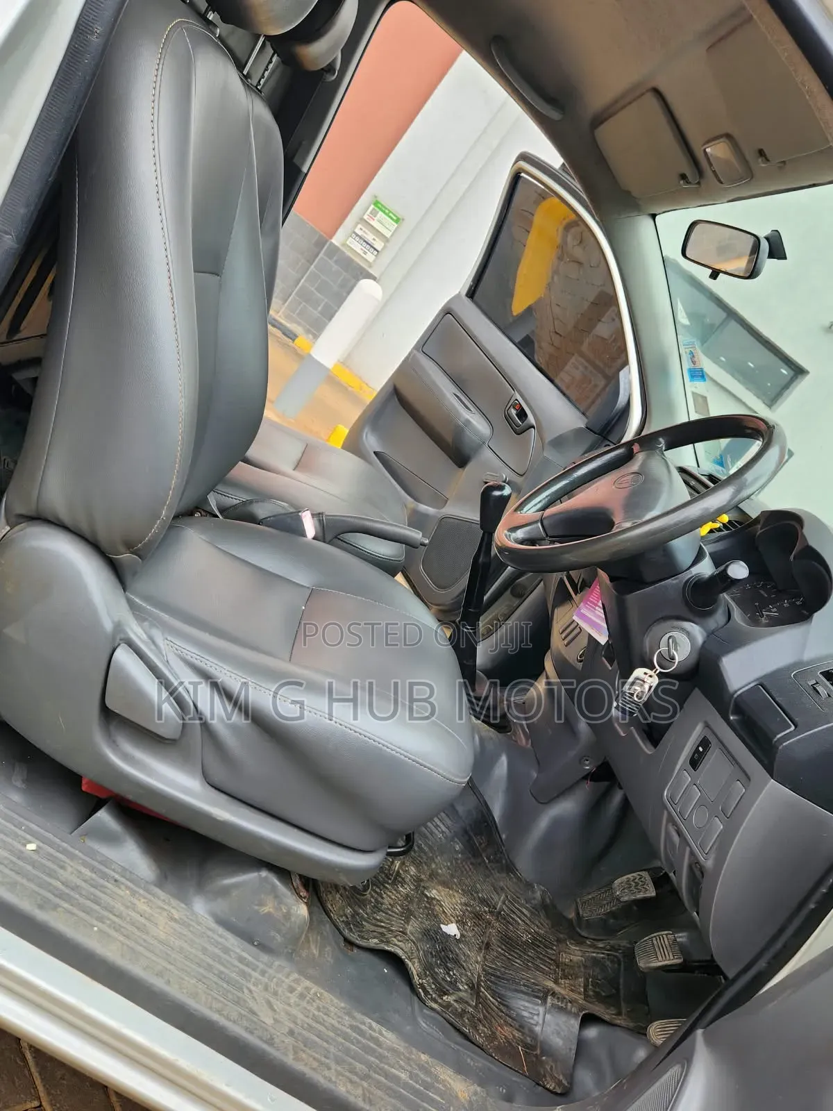 Toyota Hilux 2012 Silver